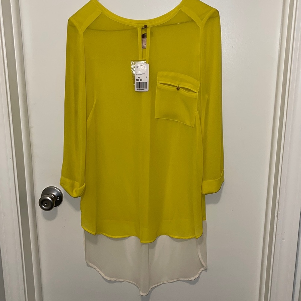 Forever 21 high low blouse. Never worn. Size extra small